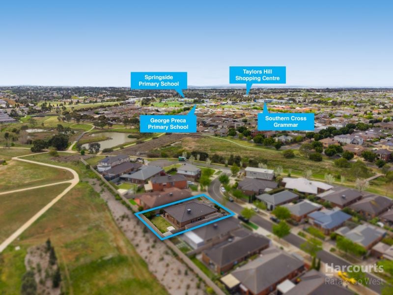 113 Oakview Parade, Caroline Springs