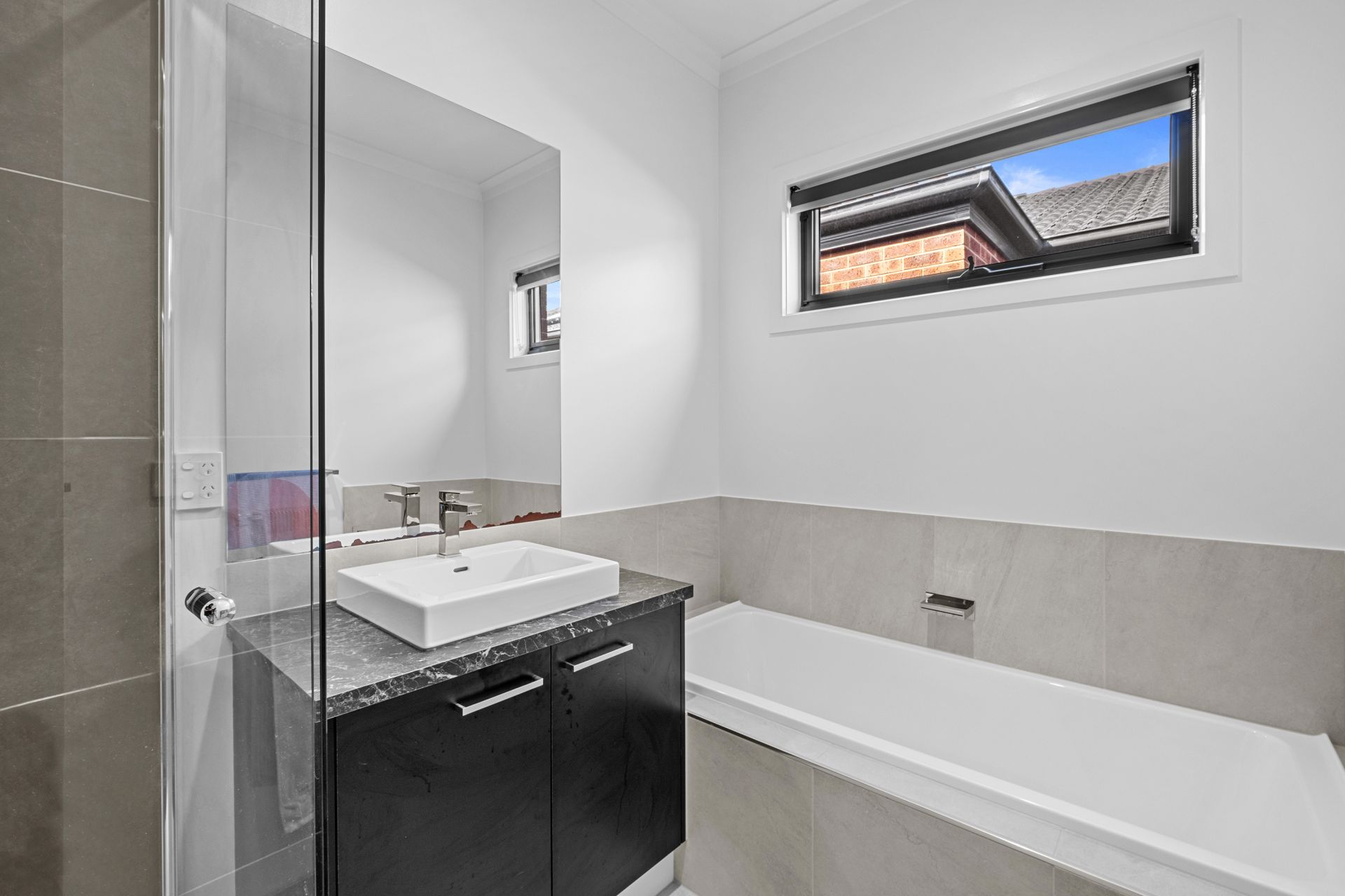 19 Cloverfields Drive, Epsom, Epsom, Epsom - Thumbnail 7