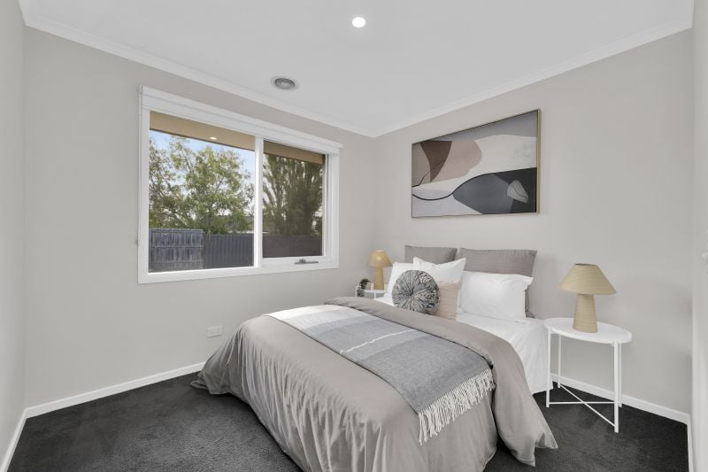 63 Pindari Avenue, Mill Park
