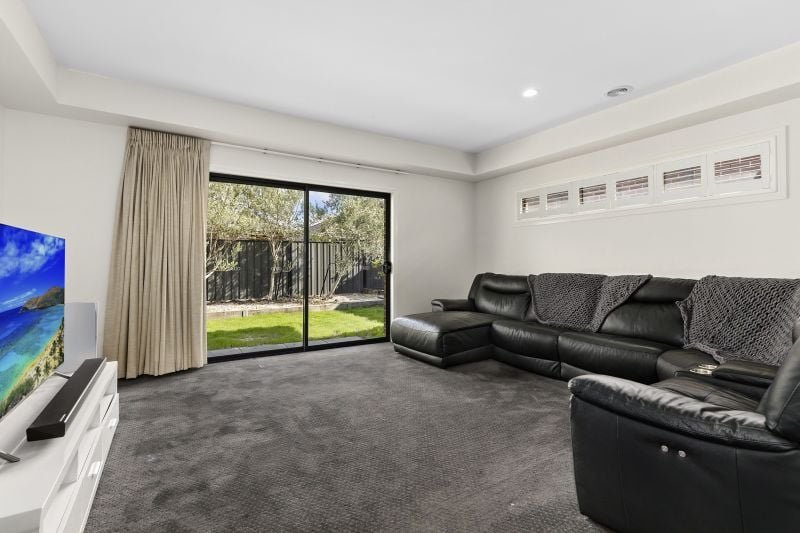 27 Conservation Drive, Craigieburn