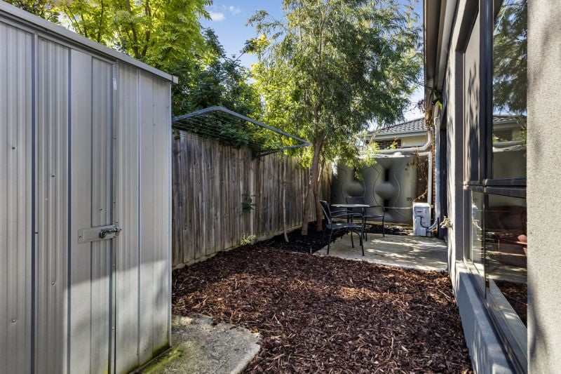 2/2 Westall Street, Thomastown