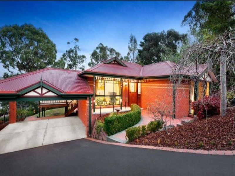 15-16 Cityview Court, Eltham