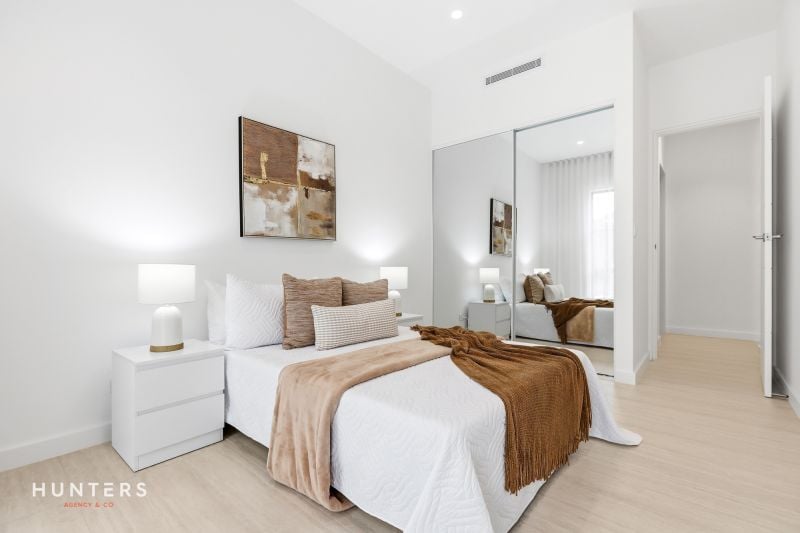 52 & 52B Lower Mount Street, Wentworthville