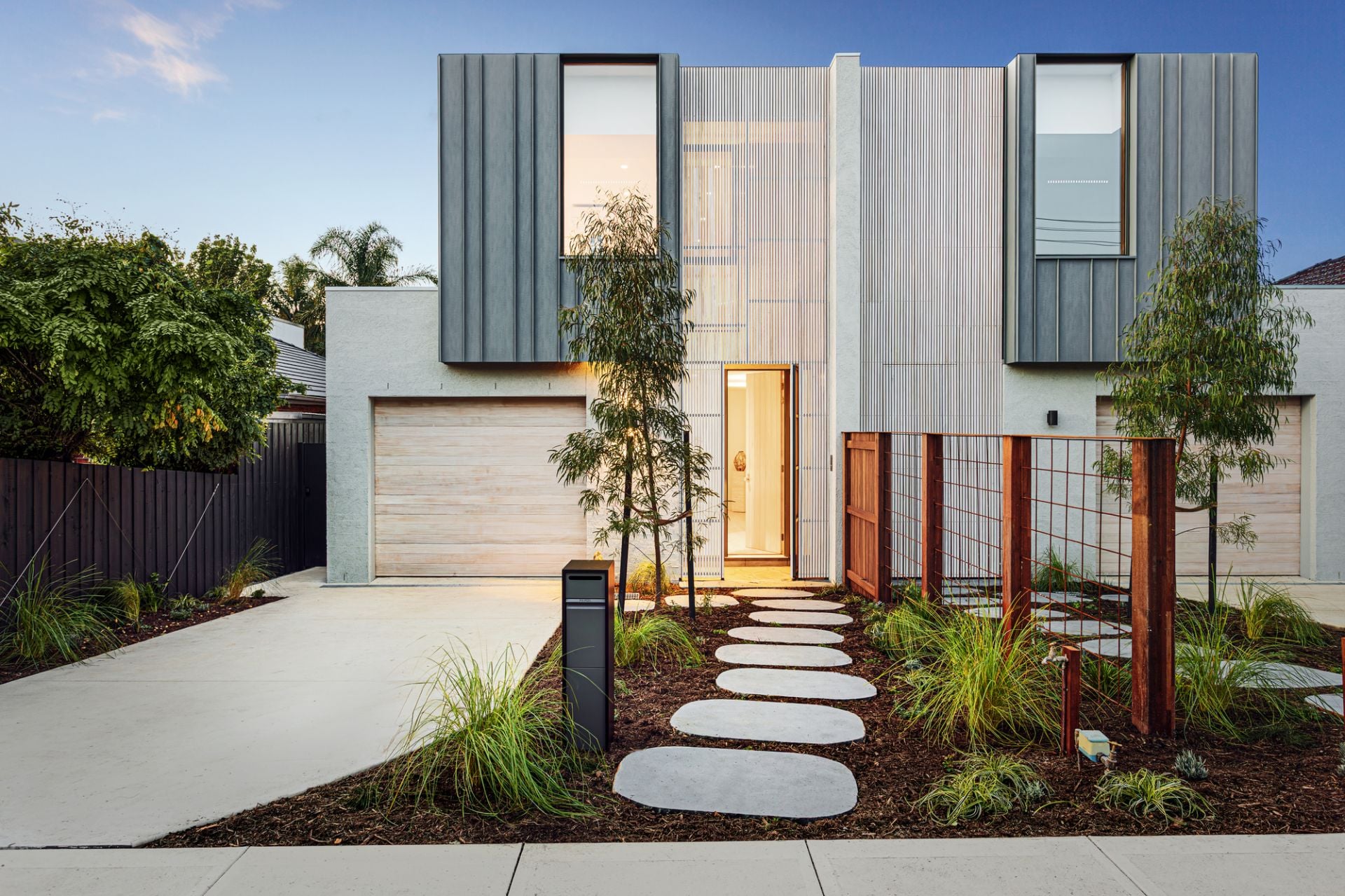 25 Dover Street, Caulfield South, Caulfield South - Image 1
