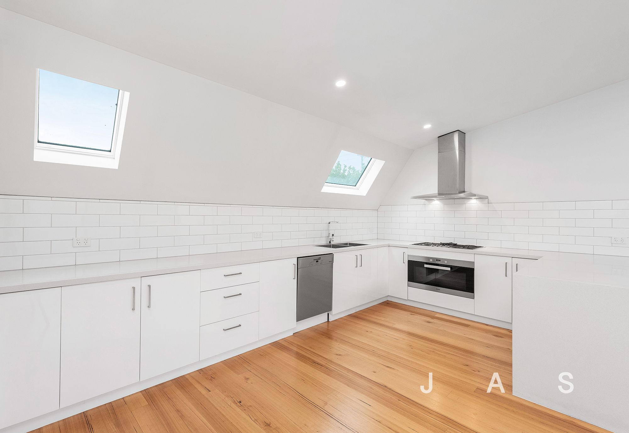 2/101 Roberts Street Yarraville VIC, Yarraville - Thumbnail 3