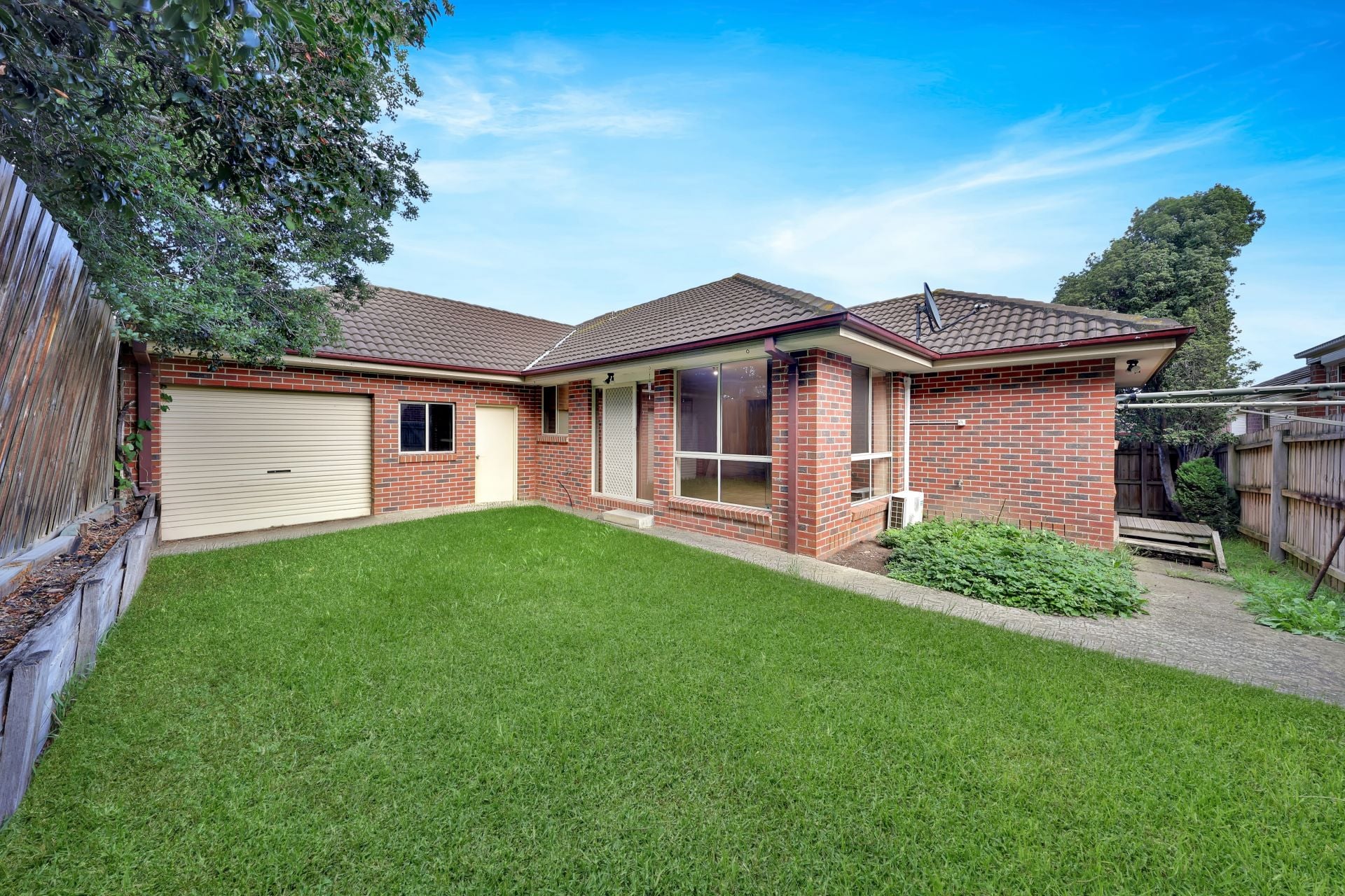 Convenient Living in a Prime Location