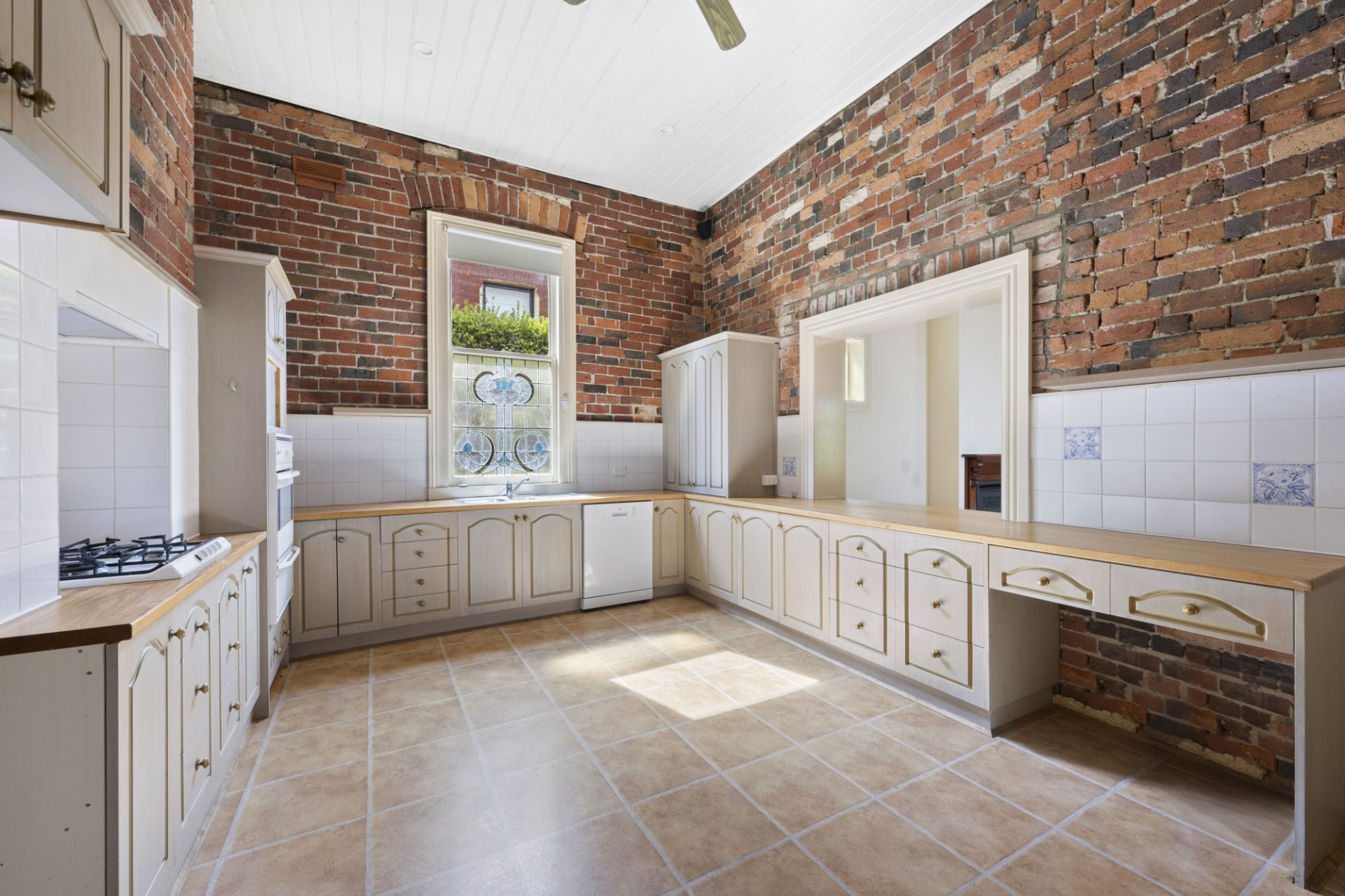 310 Lydiard Street North, Soldiers Hill, Soldiers Hill - Thumbnail 7