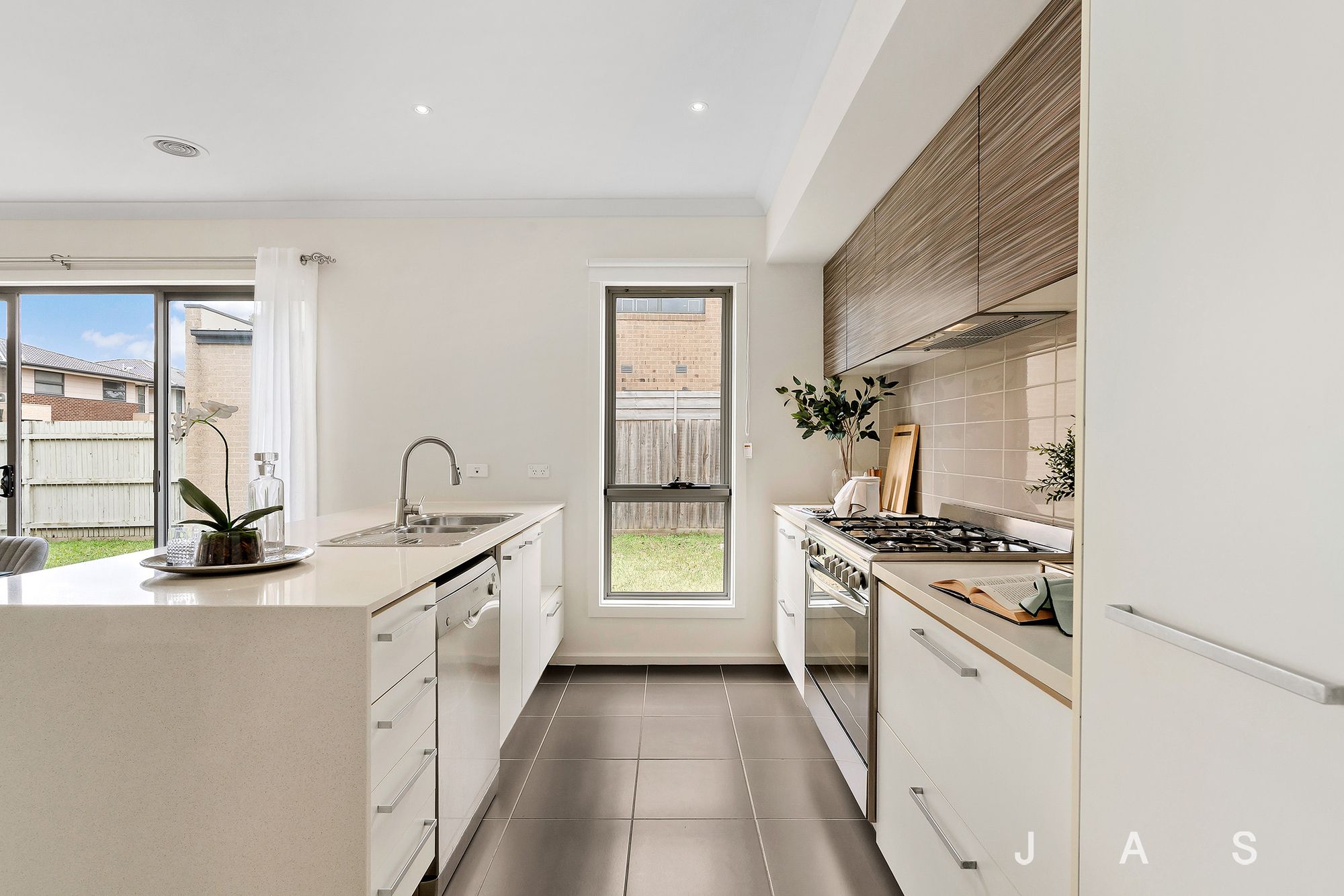 77 Callaway Boulevard, Sunshine West, Sunshine West - Thumbnail 7