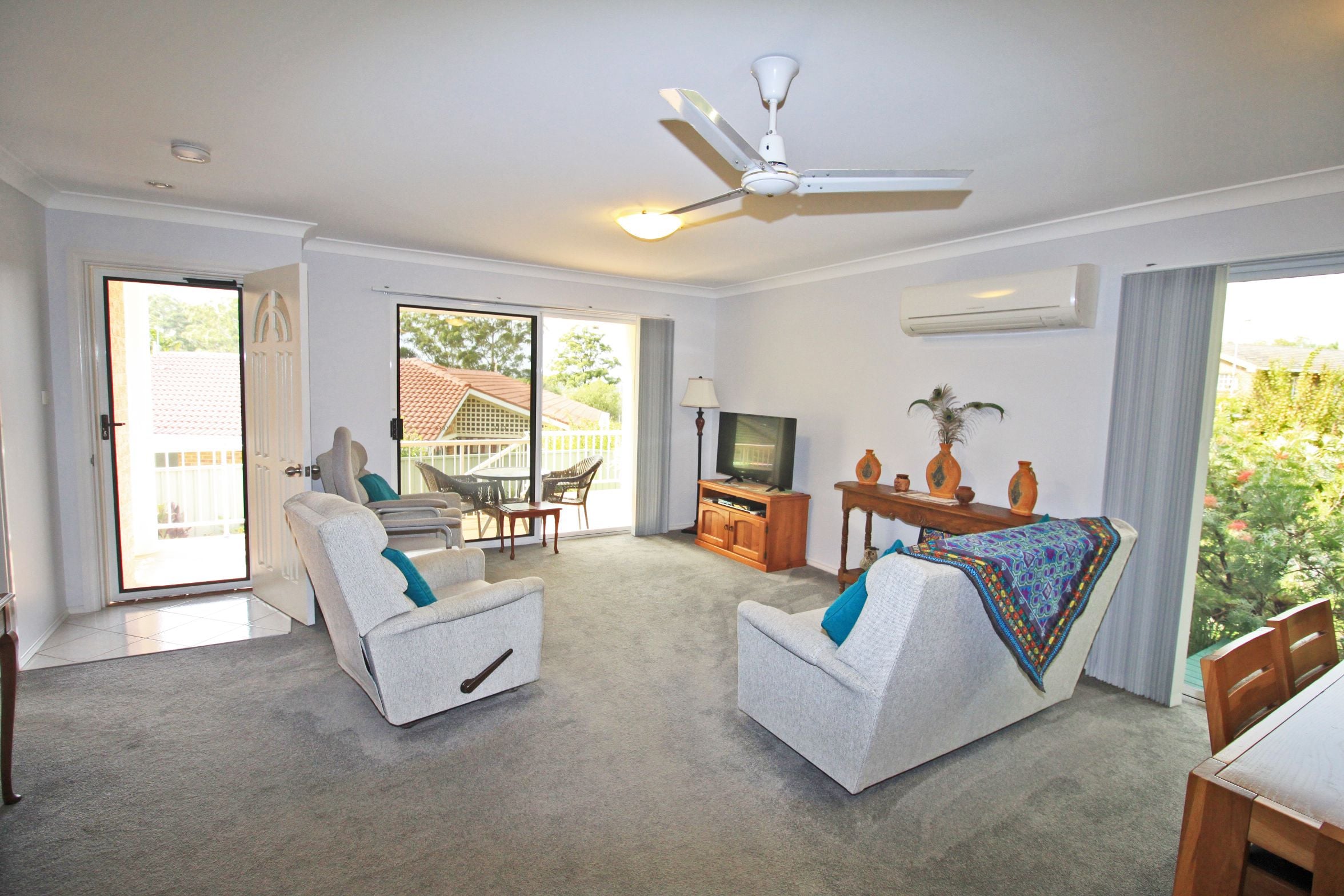 1/28 Blackbutt Crescent, LAURIETON NSW 2443