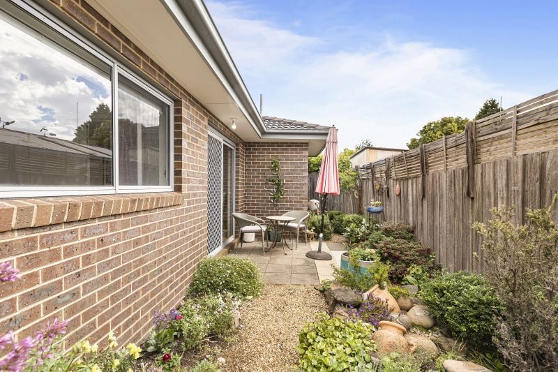 2/1 Palm Street, Thomastown