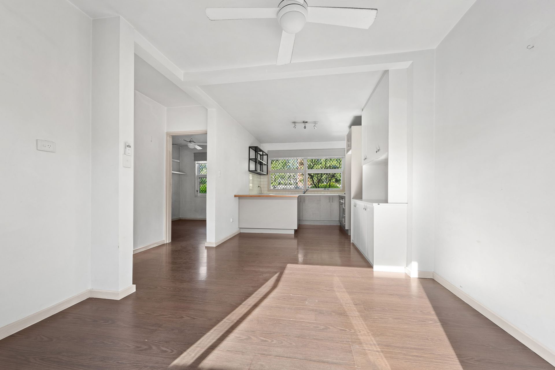 2/114 Commercial Road, Footscray - Thumbnail 4