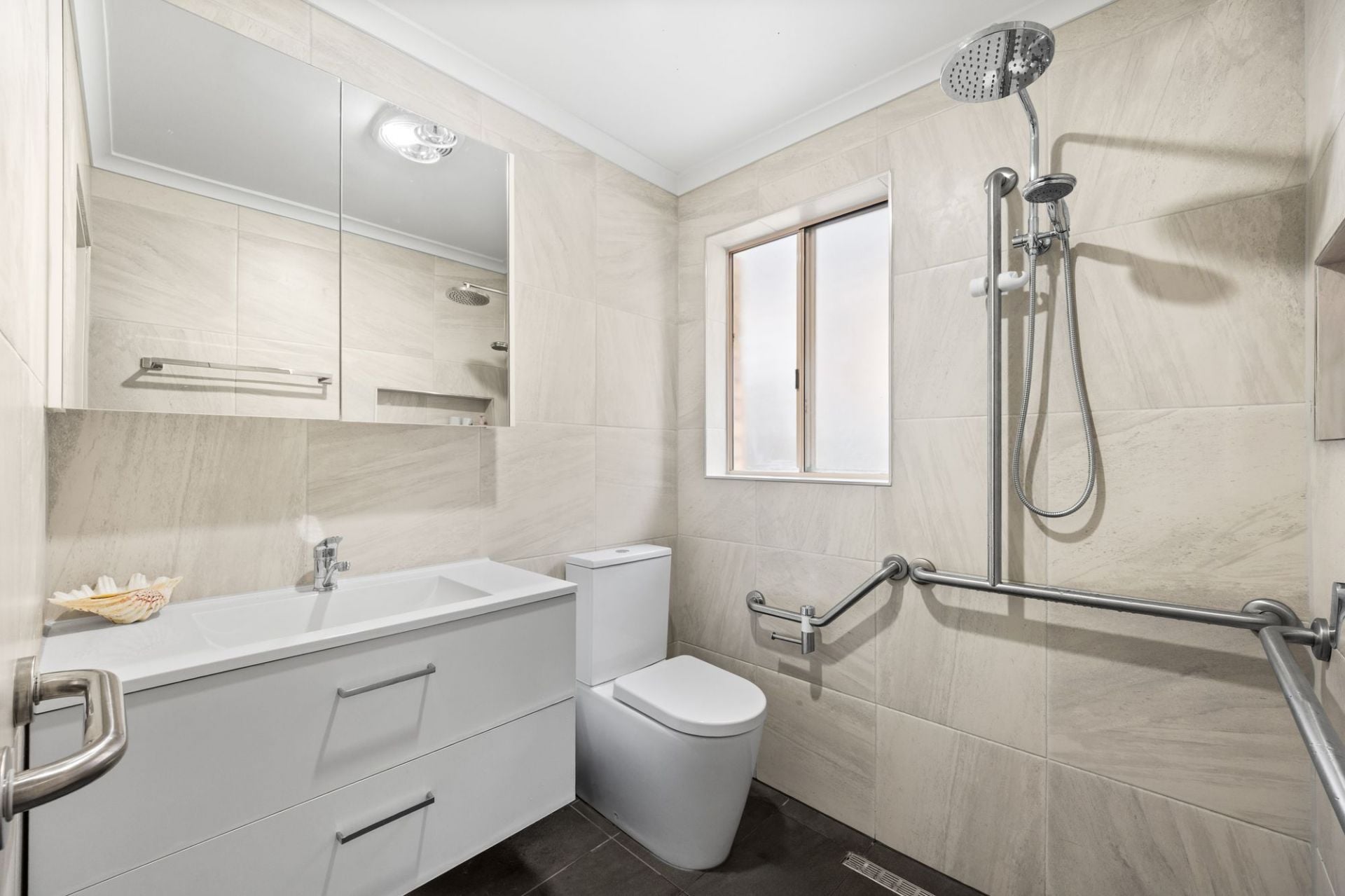 Charming, Comfortable & Convenient