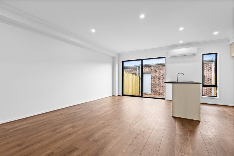 8 Parallax Walk, Wollert