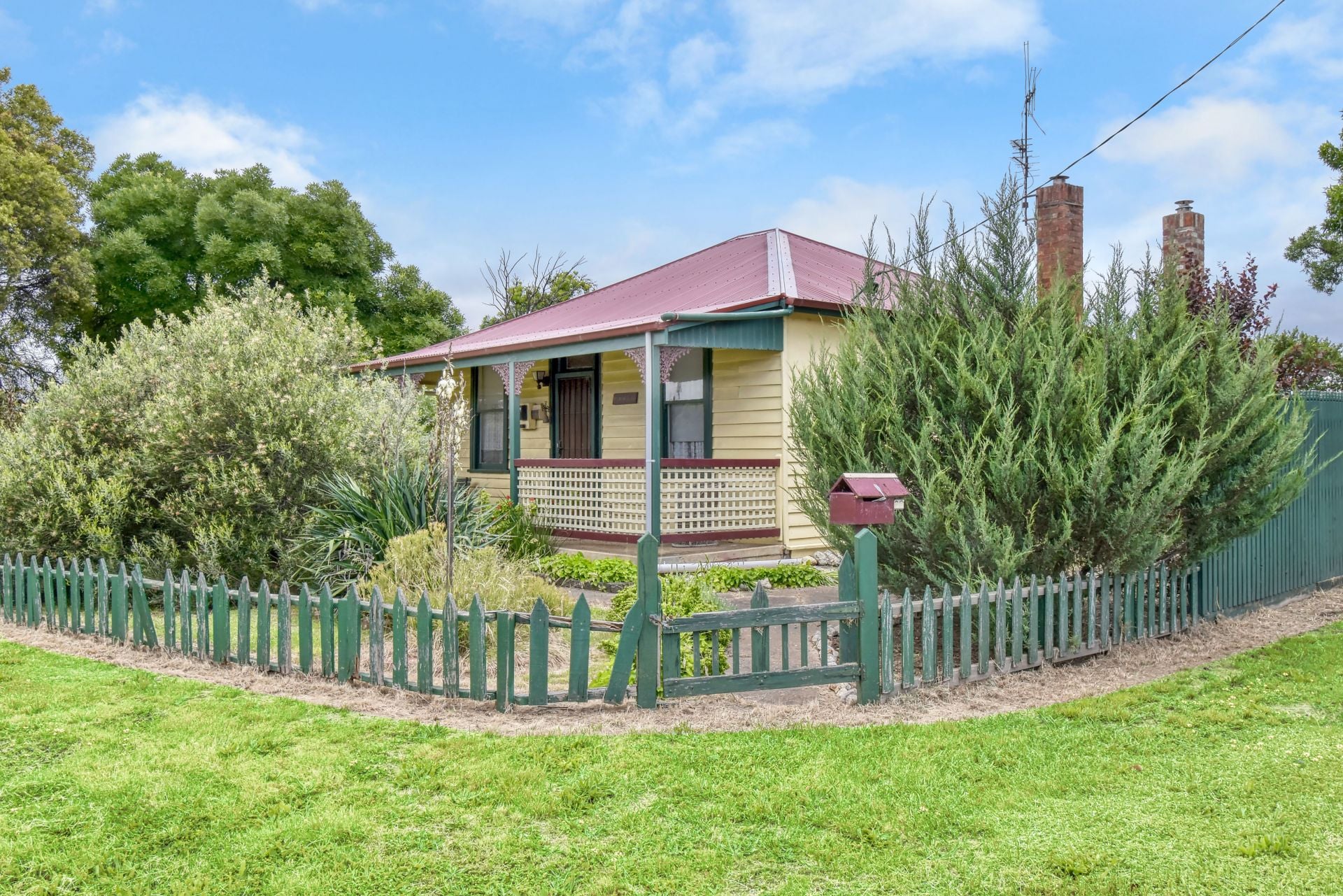 38 Thompson Street, Dunolly - Thumbnail 2