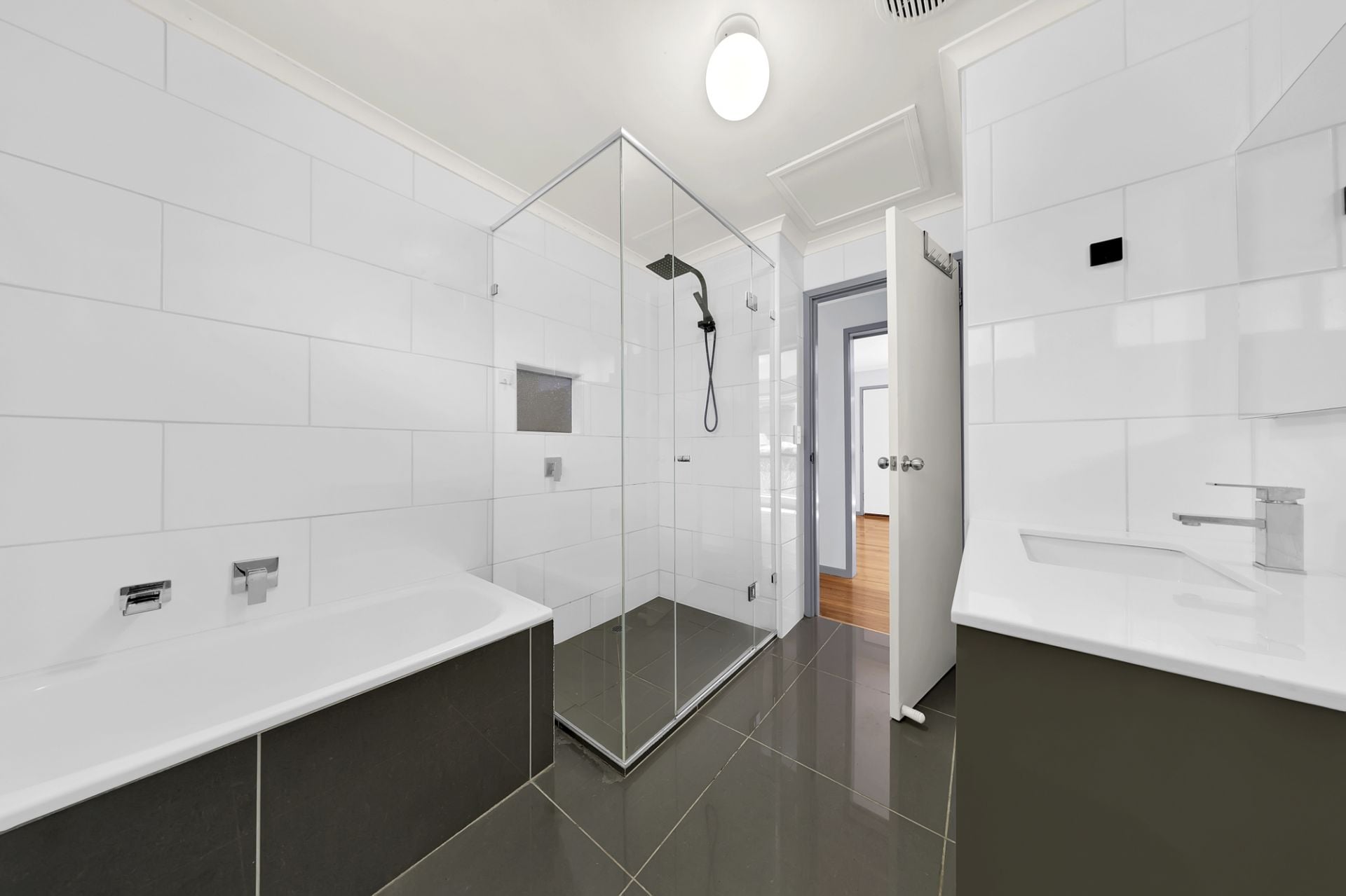 2-Bedroom Unit in a Prime Greensborough Location