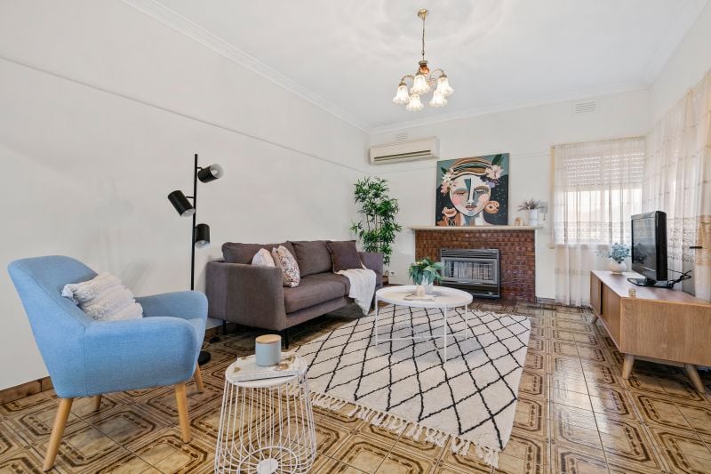 16 Blackwood Street, Lalor