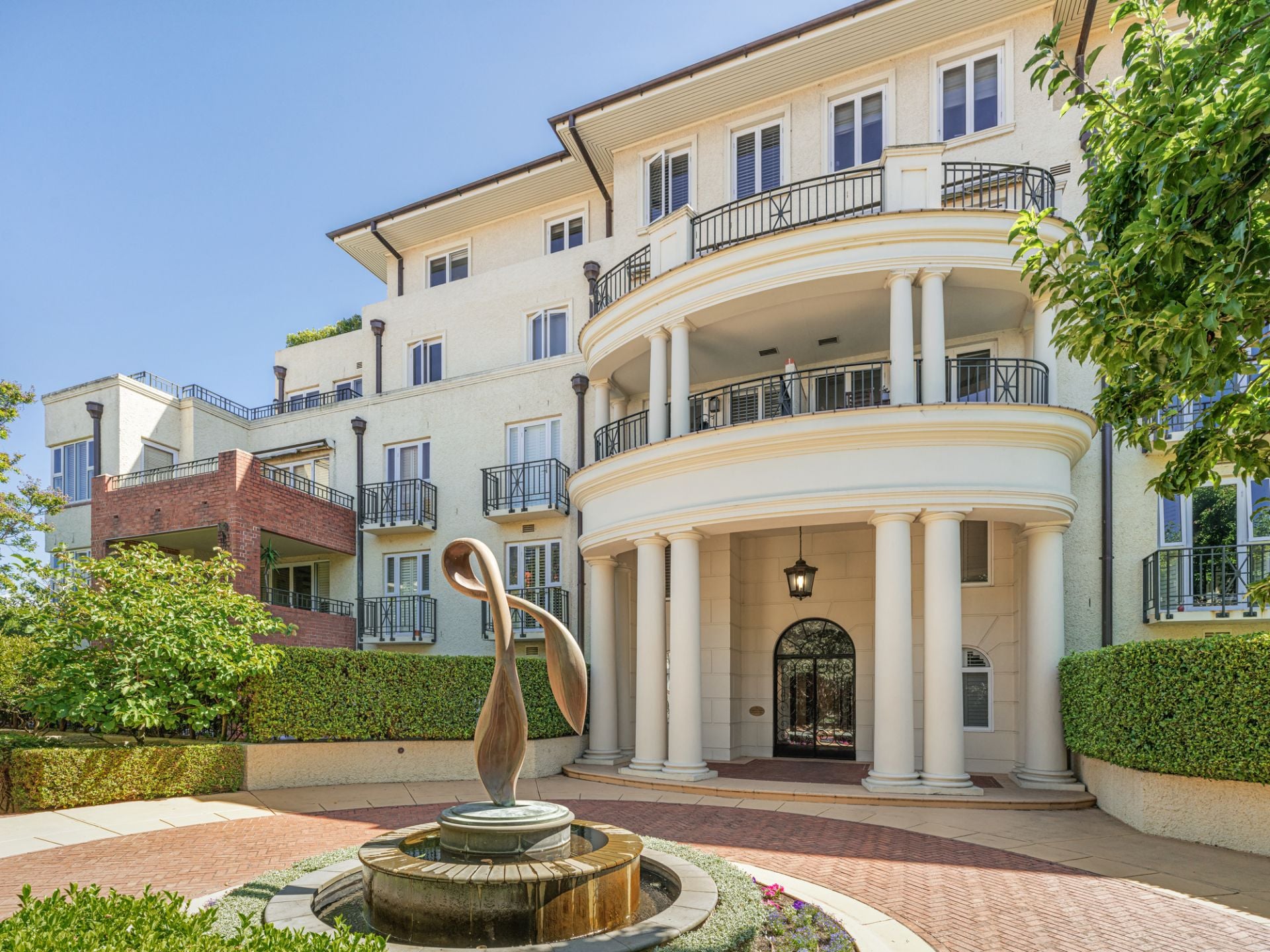 7/15 Copelen Street, South Yarra - Image 1