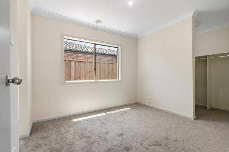 9 Gossamer Way, Mickleham