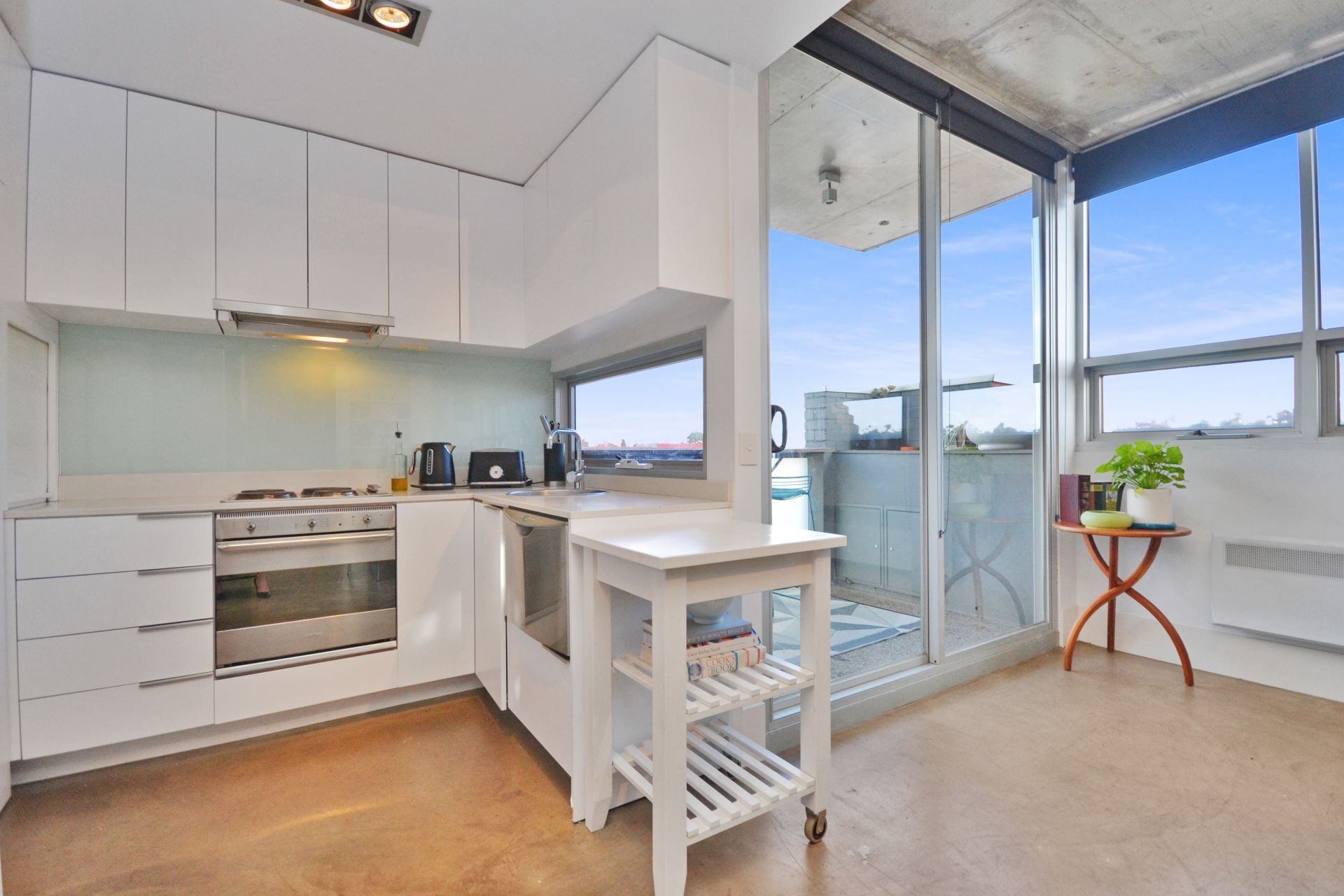 LUXURIOUS LIVING OVER THREE LEVELS