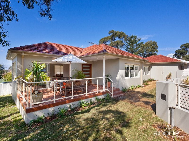 20 Dianella Street CARINGBAH 2229