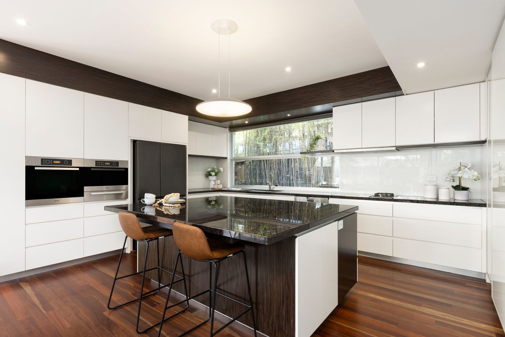 10 Heather Court, Hawthorn East, Hawthorn East - Thumbnail 3
