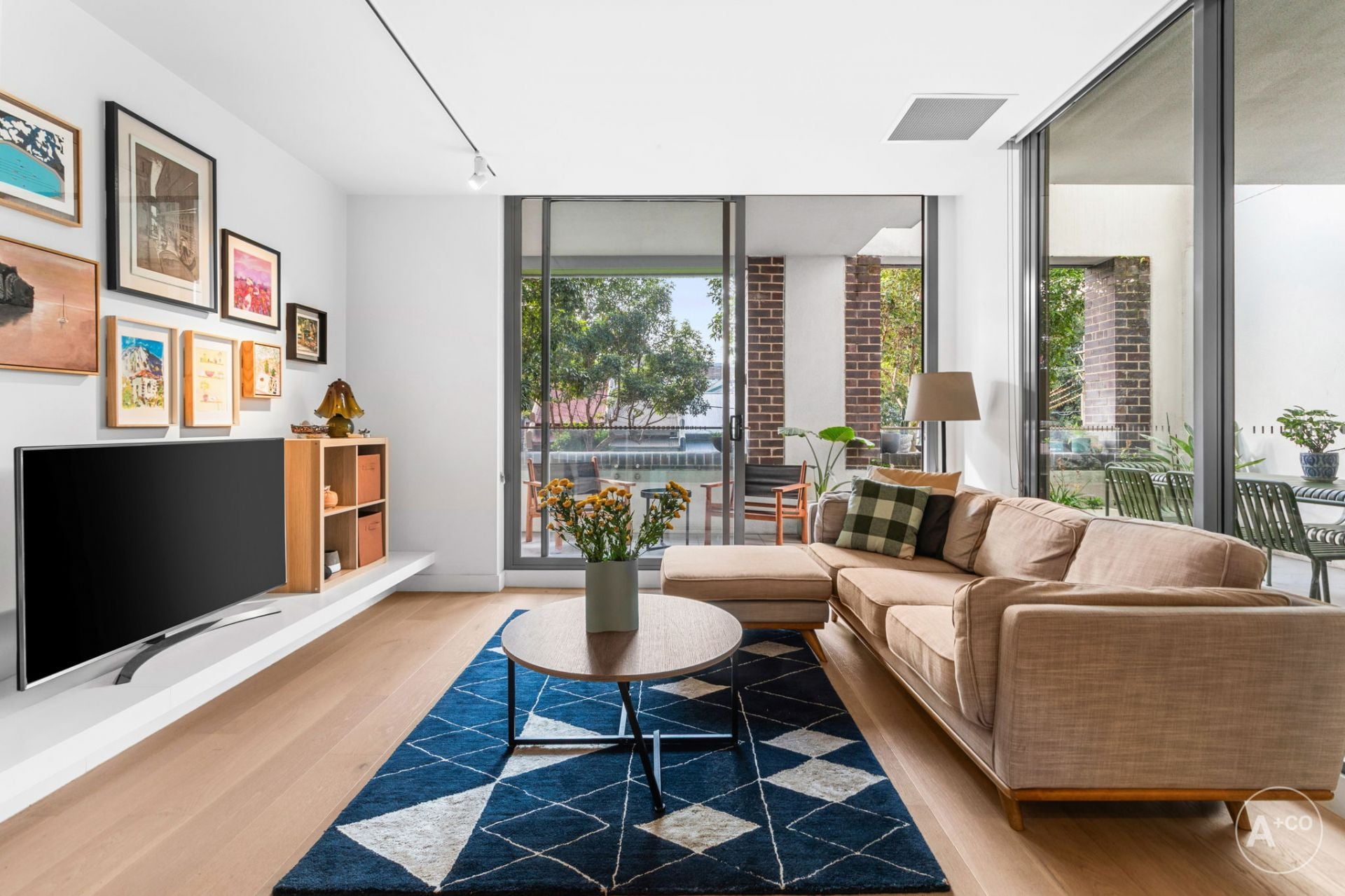 102A/810 Elizabeth Street, Waterloo, Waterloo - Thumbnail 2