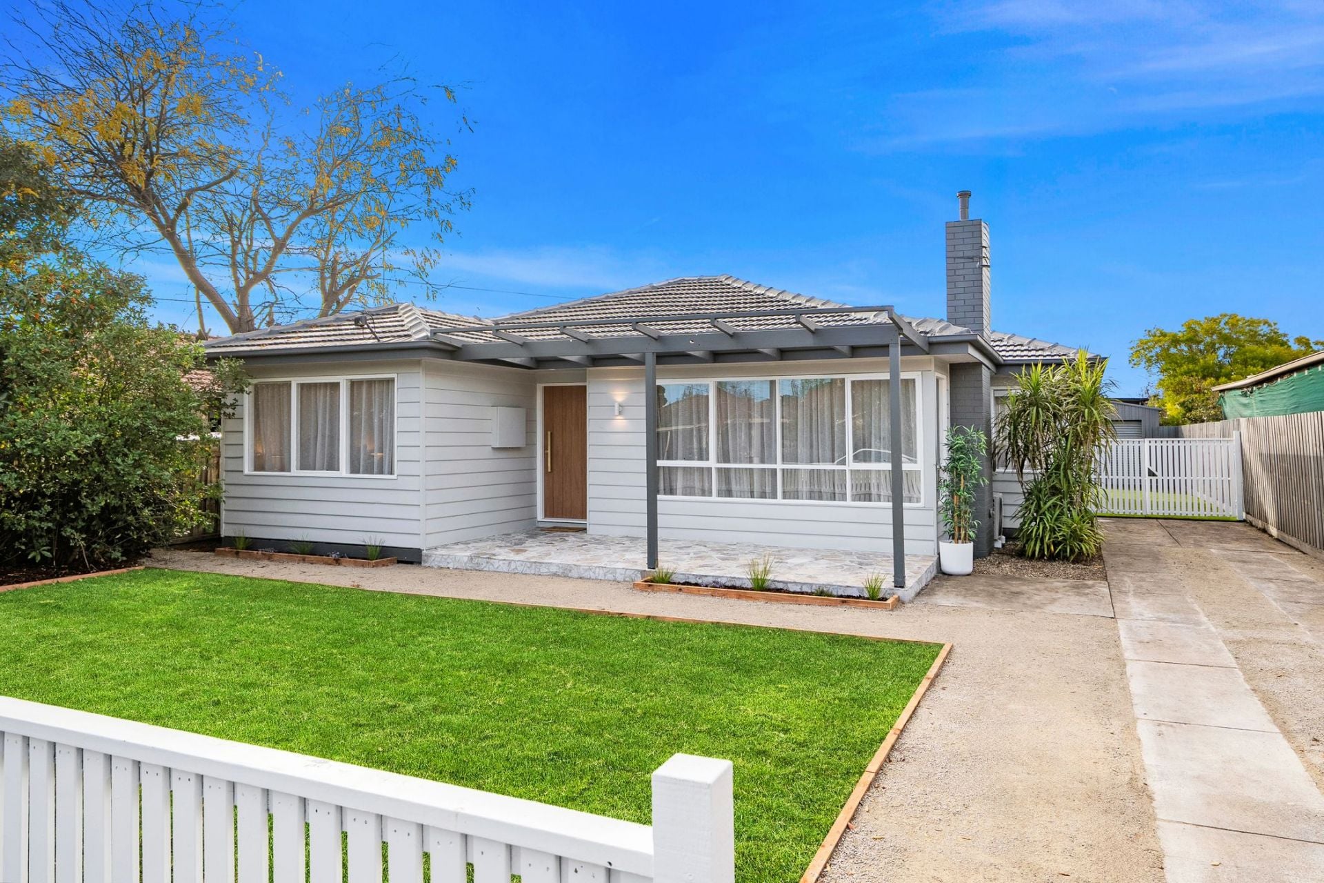 82 Corinella Street, Bell Post Hill - Thumbnail 2