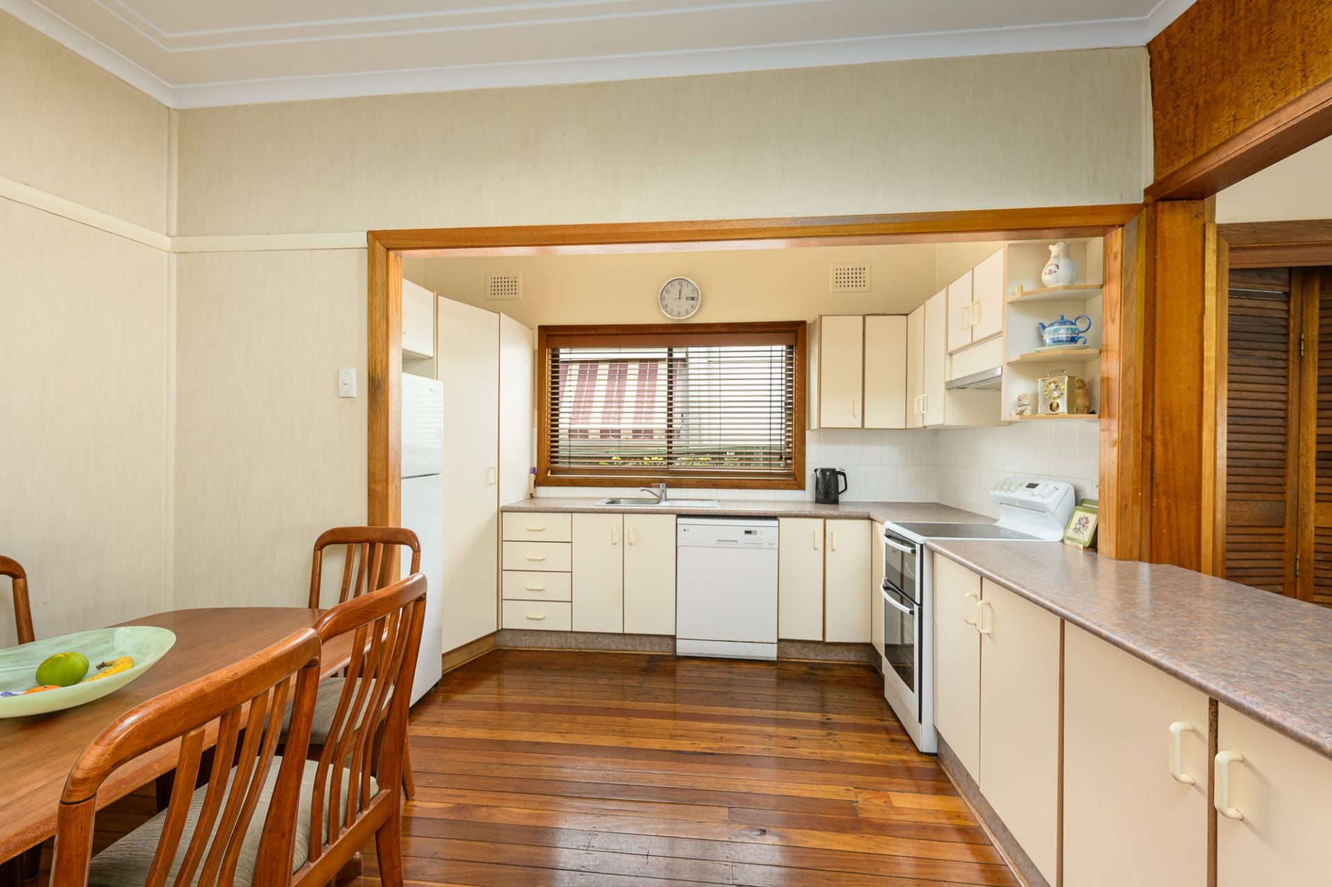 9 Rowland Street Revesby NSW, Revesby - Thumbnail 4
