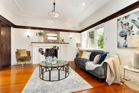 Charming Two-Bedroom Home in the Heart of Ivanhoe