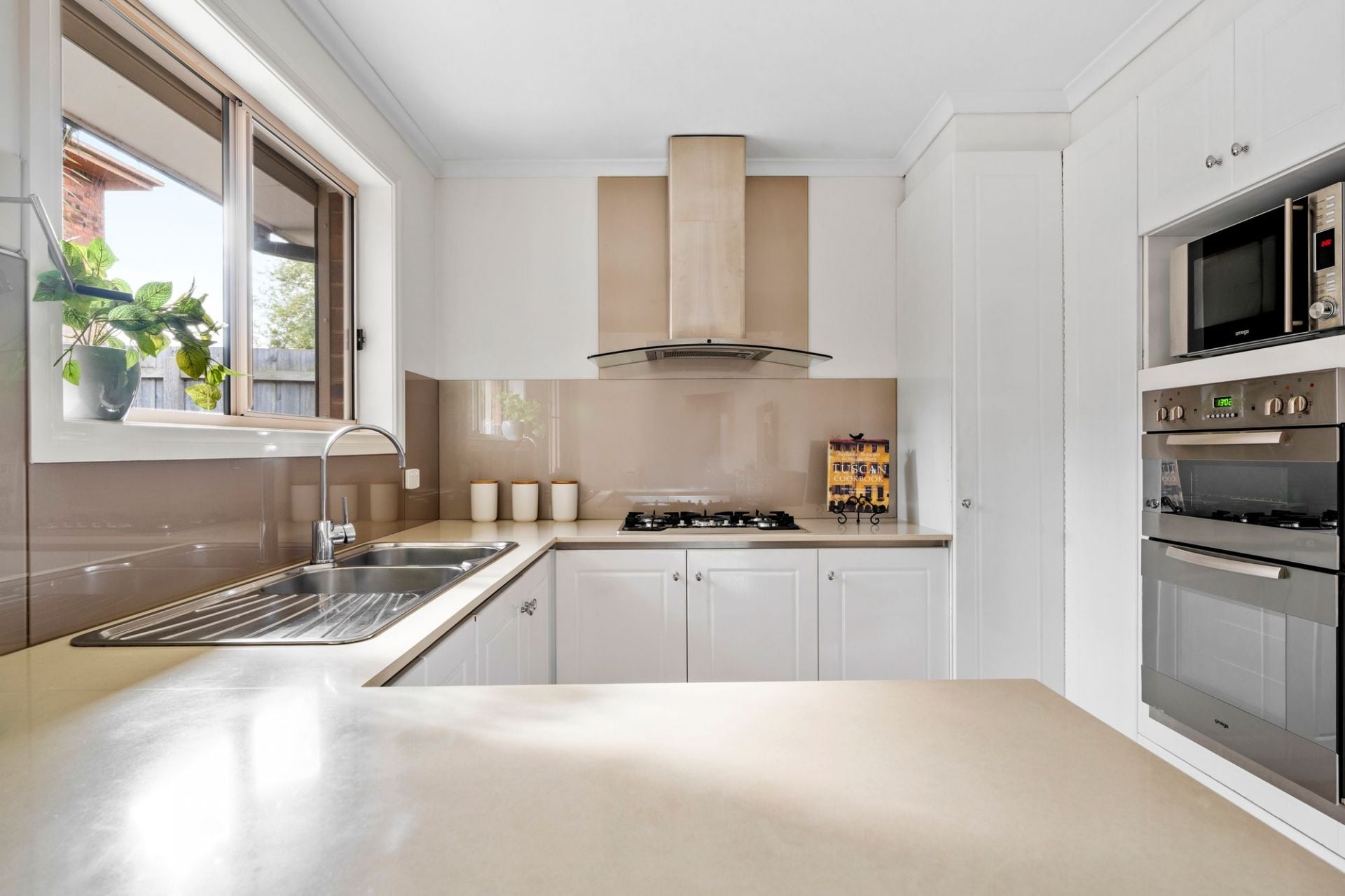 Freestanding, Low-Maintenance Living in a Prime Court Location