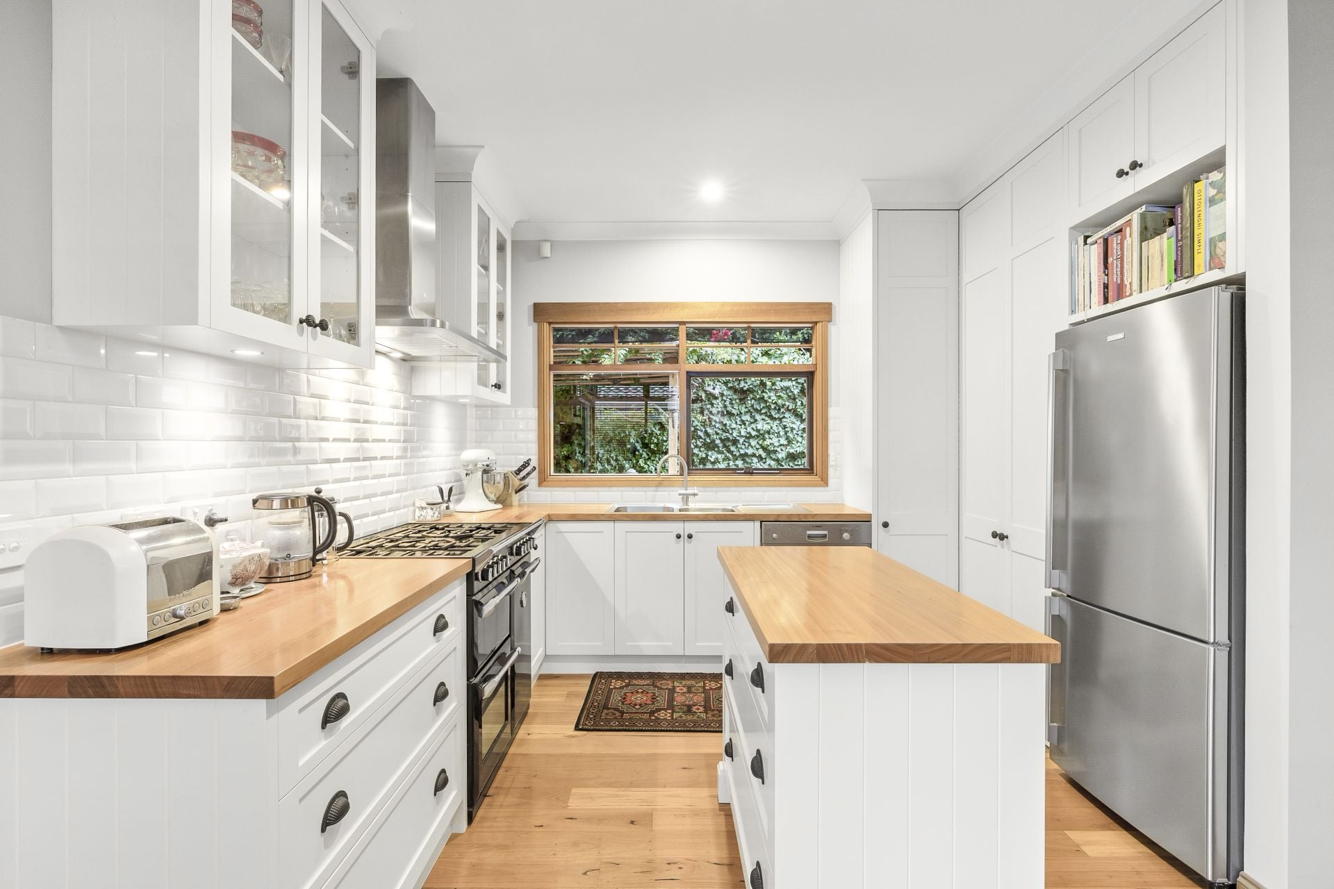 51 Mervyn Street, Newtown VIC, Newtown - Thumbnail 3
