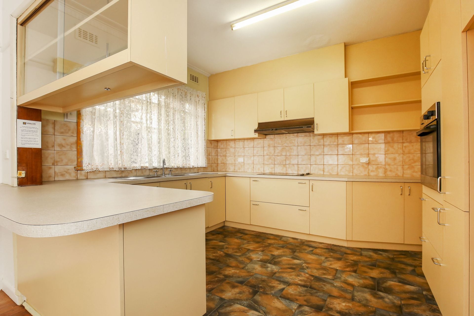 Spacious family home!
