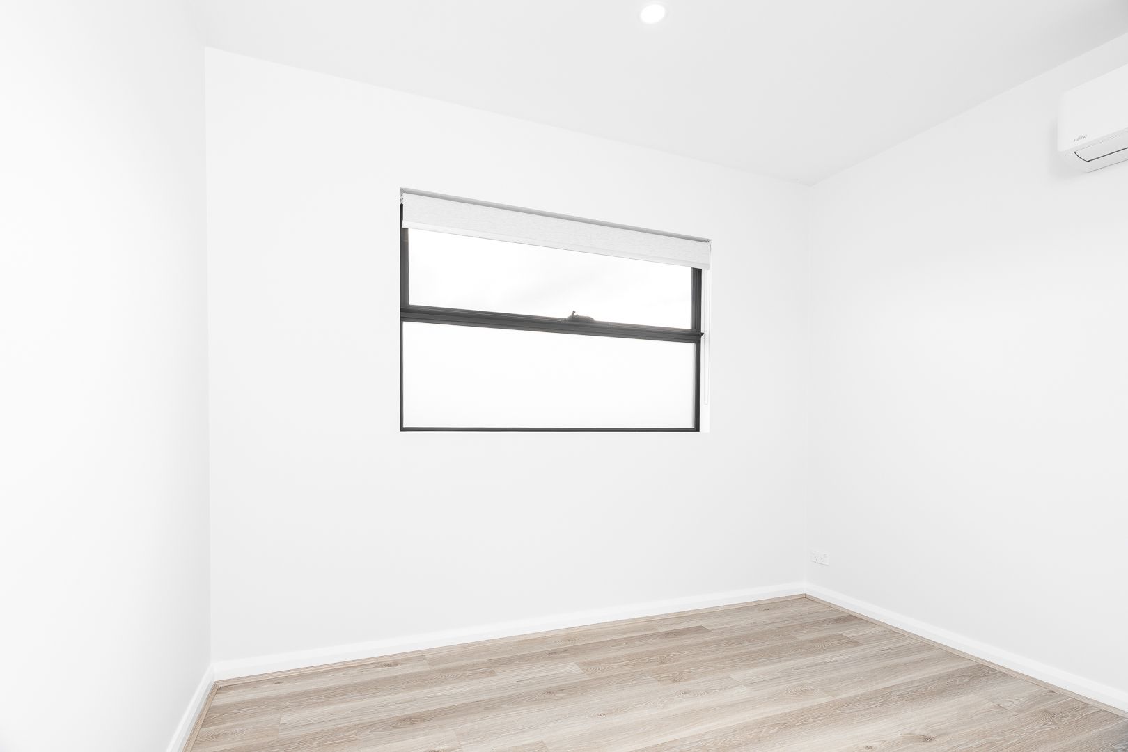 BRAND NEW 2 BEDROOM TOWNHOUSE