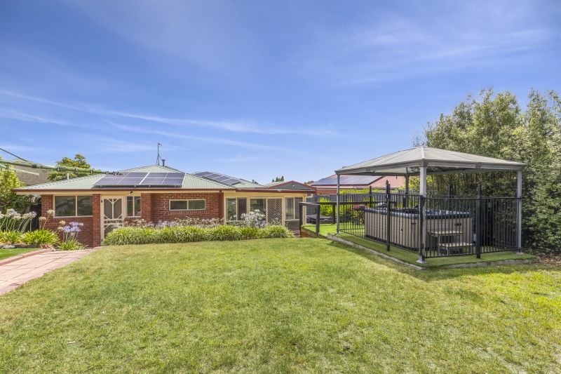 11 Bisinella Court, Leopold VIC 3224