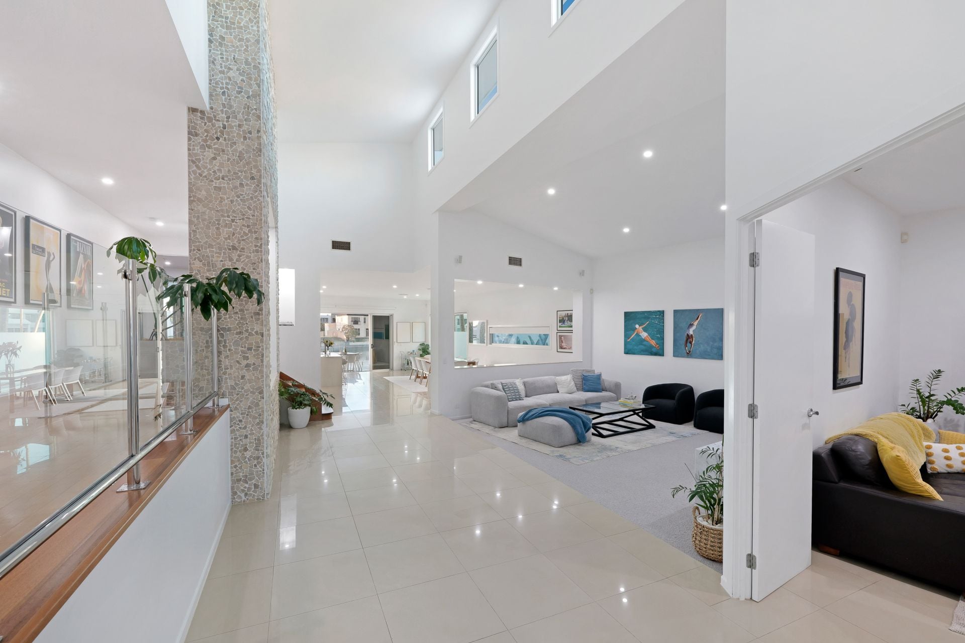 45 Royal Albert Crescent, Sovereign Islands QLD 4216, Sovereign Islands - Thumbnail 3