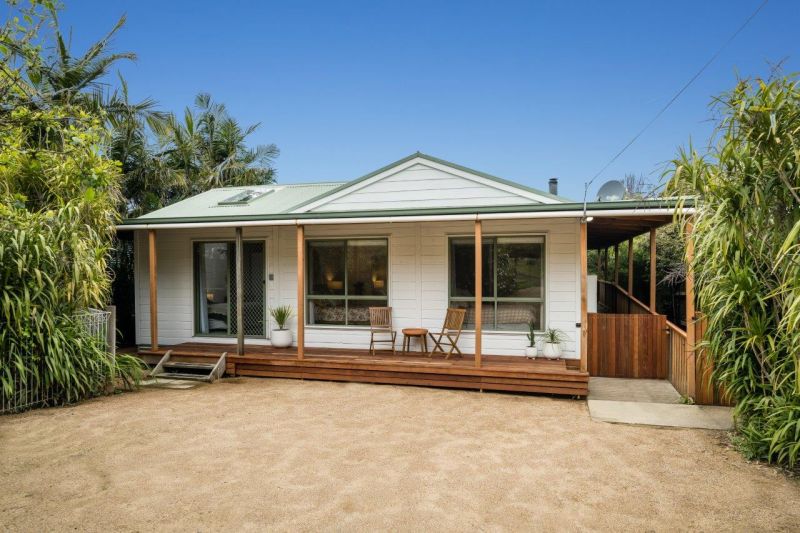 9 Sarsfield Street Separation Creek VIC, Separation Creek - Thumbnail 4