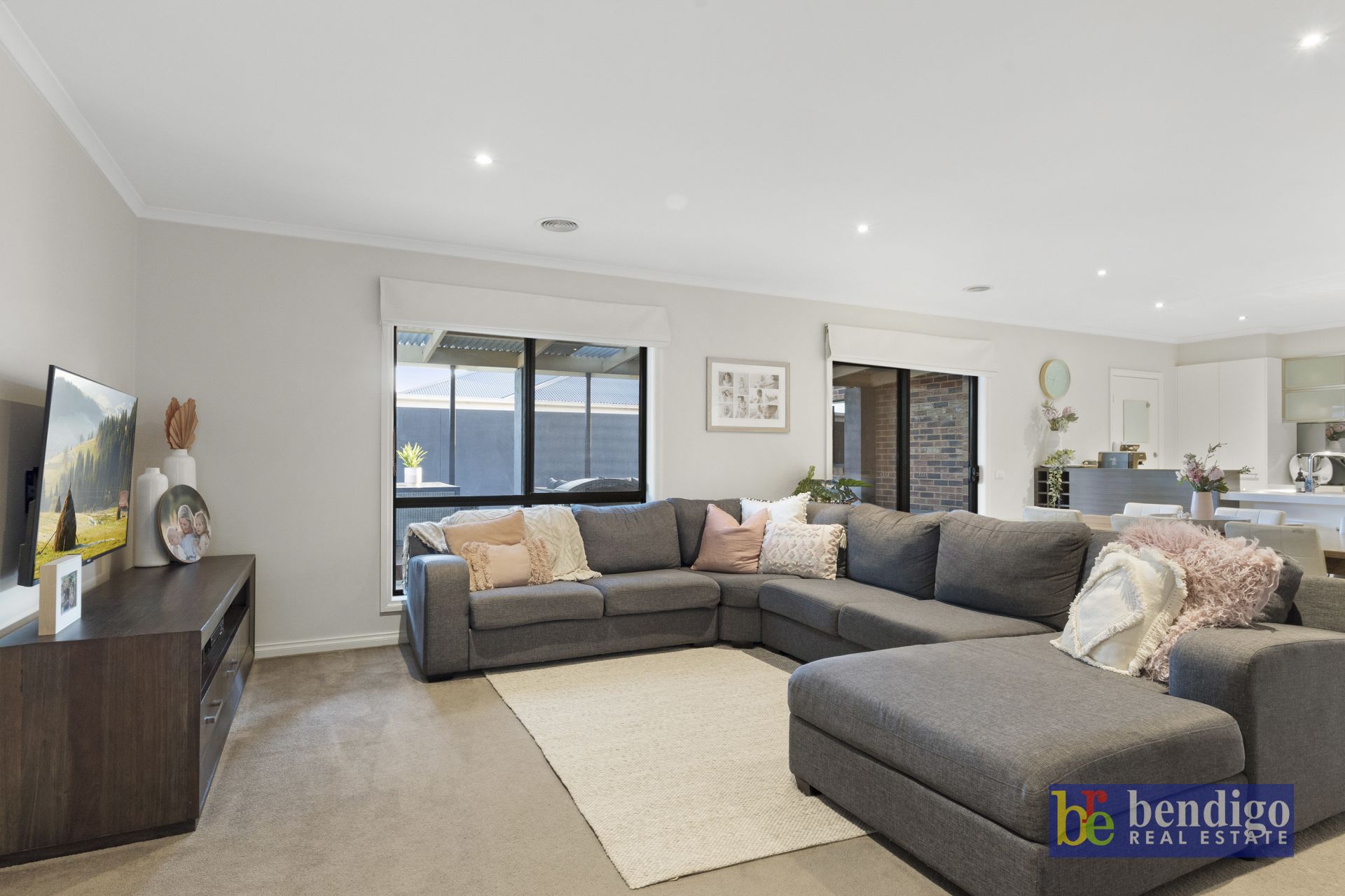 6 Greenfield Drive Epsom VIC, Epsom - Thumbnail 8