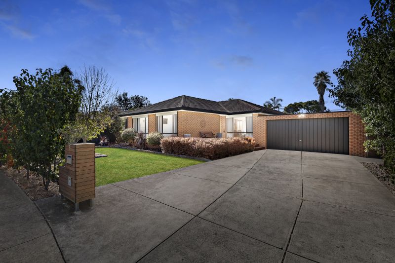 7 Asquith Court, Epping