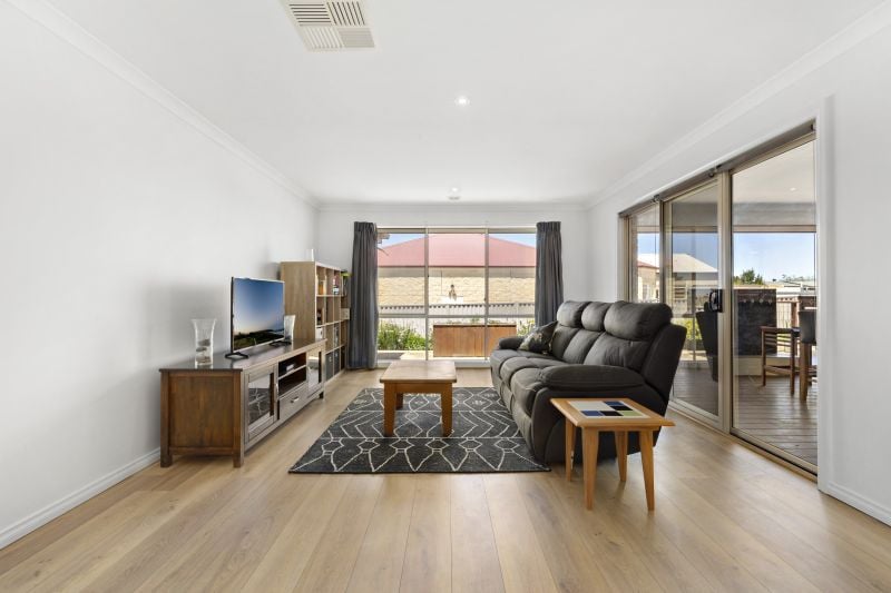 114 Roulston Way, Wallan