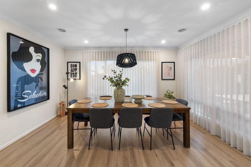 14 Roaming Drive, Fraser Rise