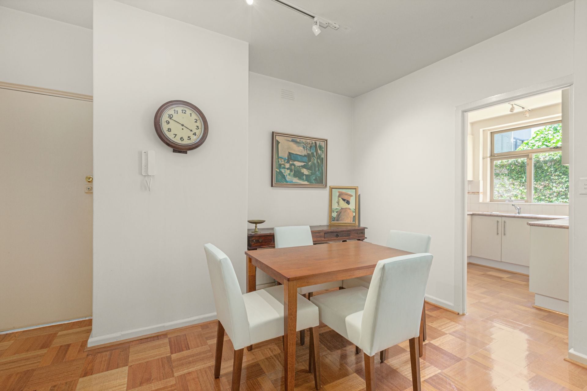 11/53 Grey Street, East Melbourne, East Melbourne - Thumbnail 3