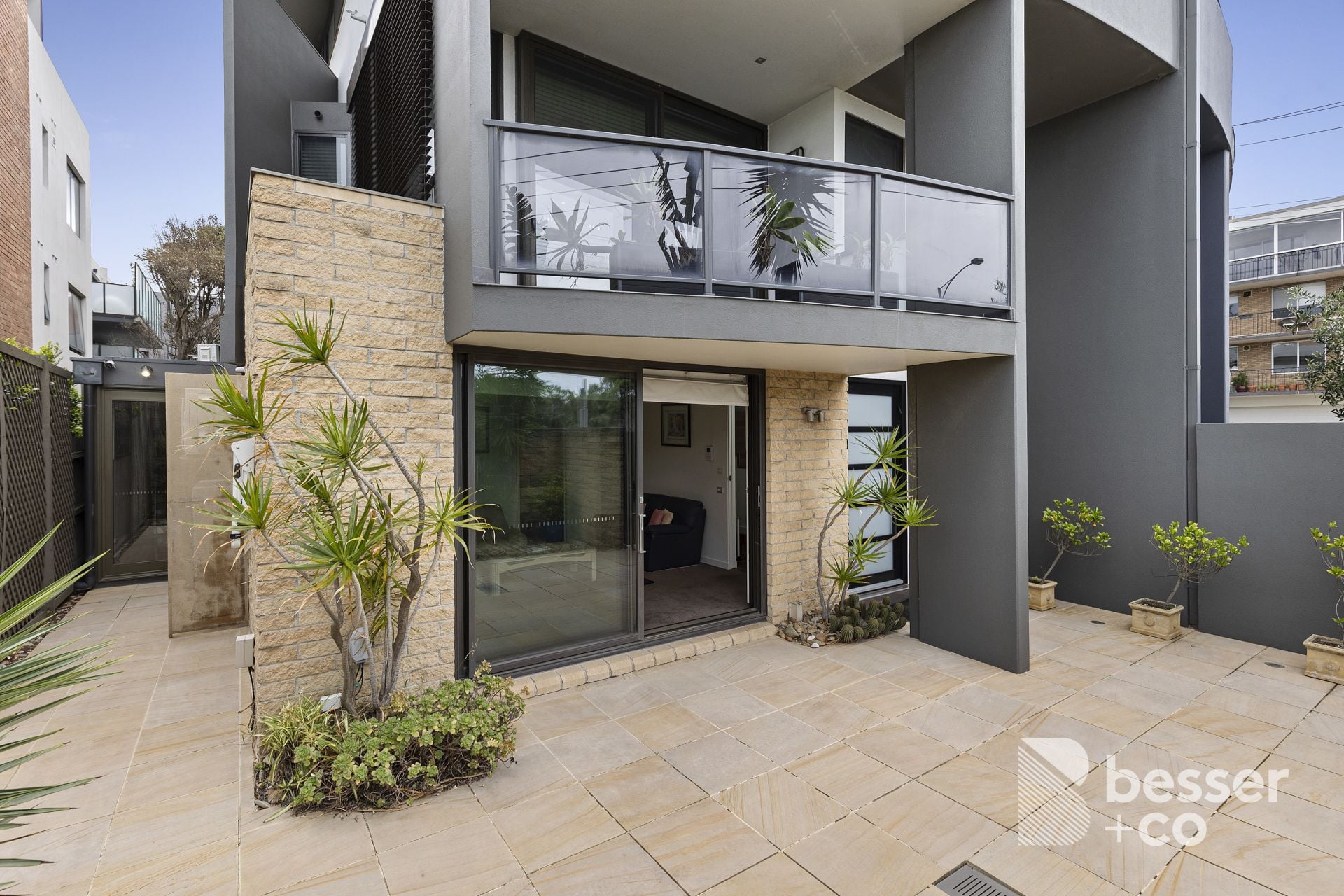 53 Ormond Esplanade, Elwood - Thumbnail 3
