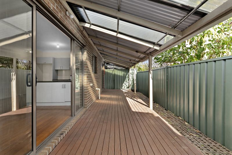 2/29 Menzies Parade, Lalor