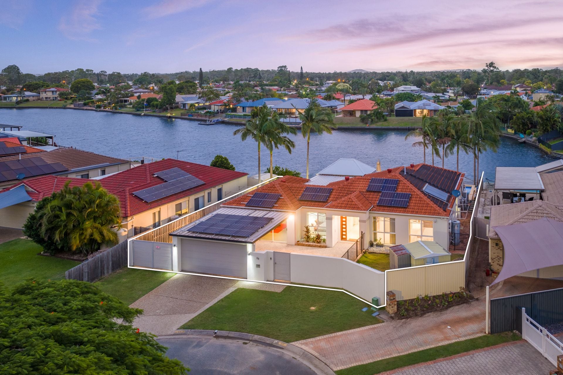 88 Burrendong Road, Coombabah QLD 4216, Coombabah - Thumbnail 2