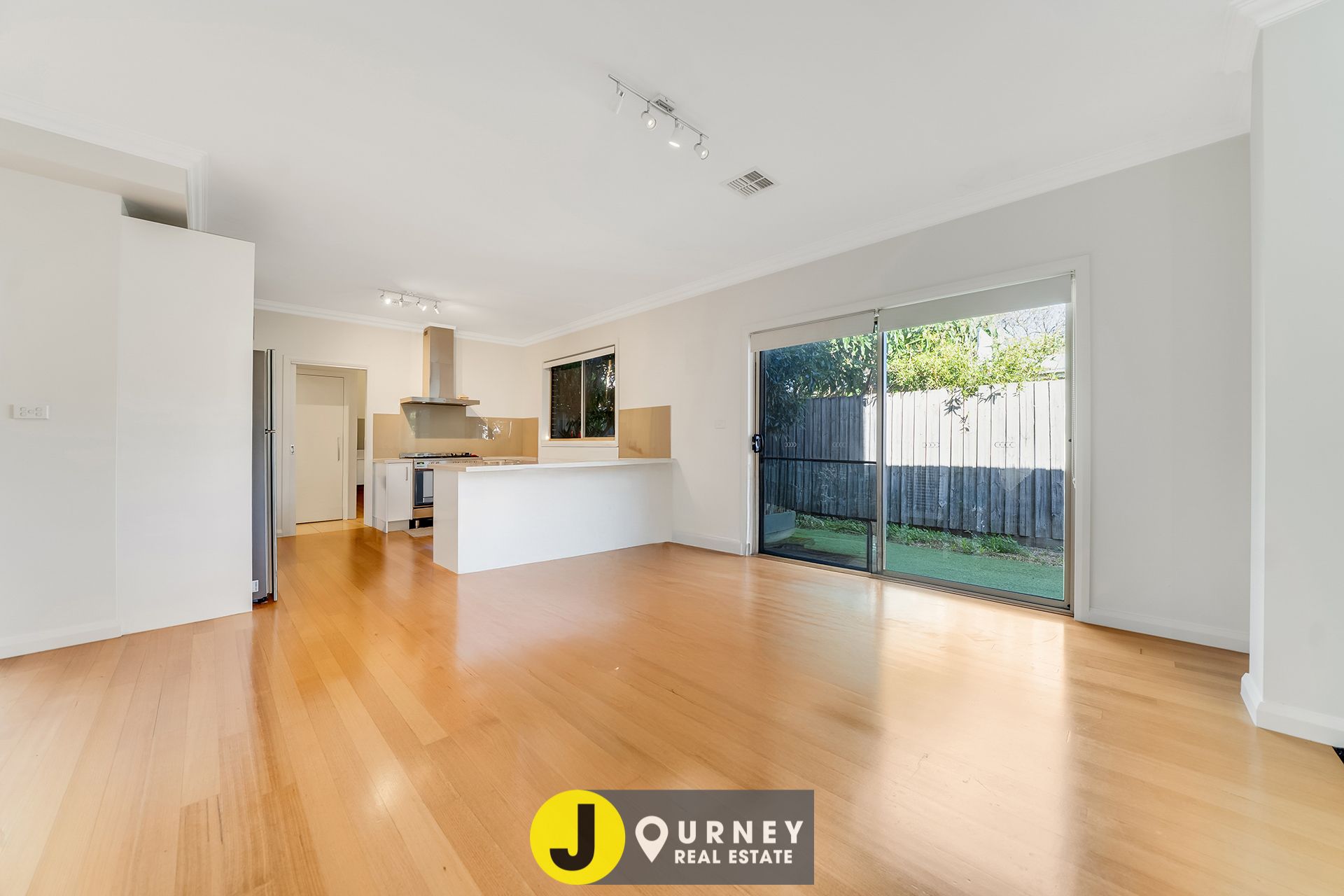 2/16 McCulloch Avenue, Seaford VIC, Seaford - Thumbnail 7
