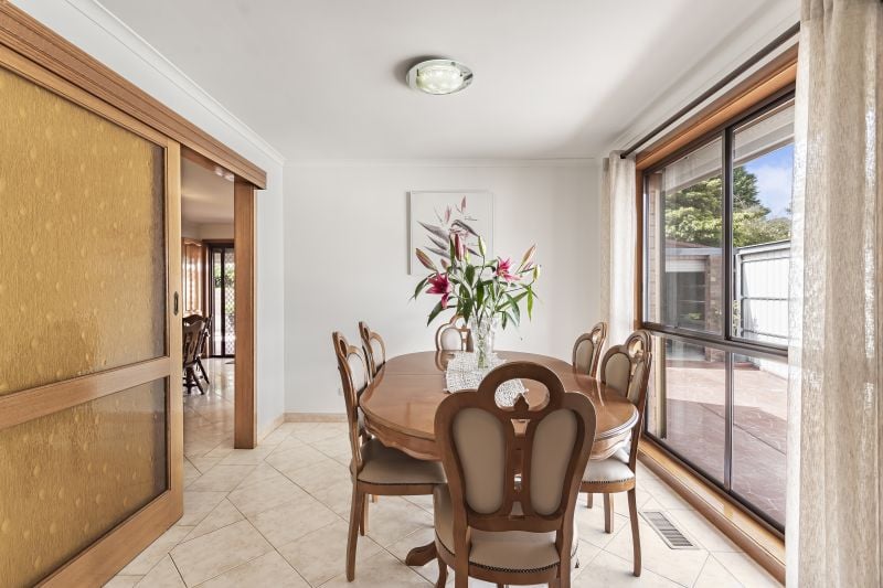 71 Thompson Circuit, Mill Park