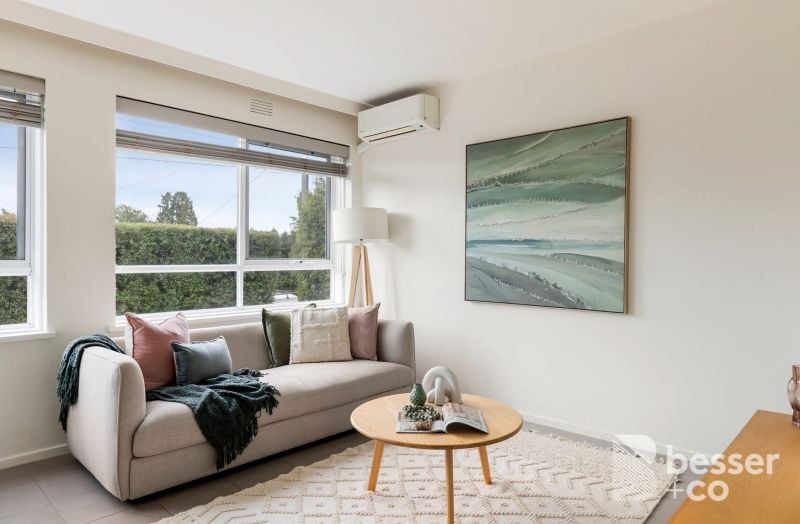 2/10 Sebastopol Street, Caulfield North - Thumbnail 2