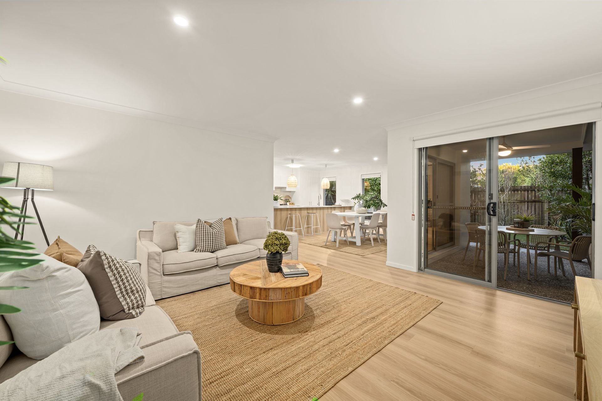 24 Azure Way, Hope Island QLD 4212, Hope Island - Thumbnail 5