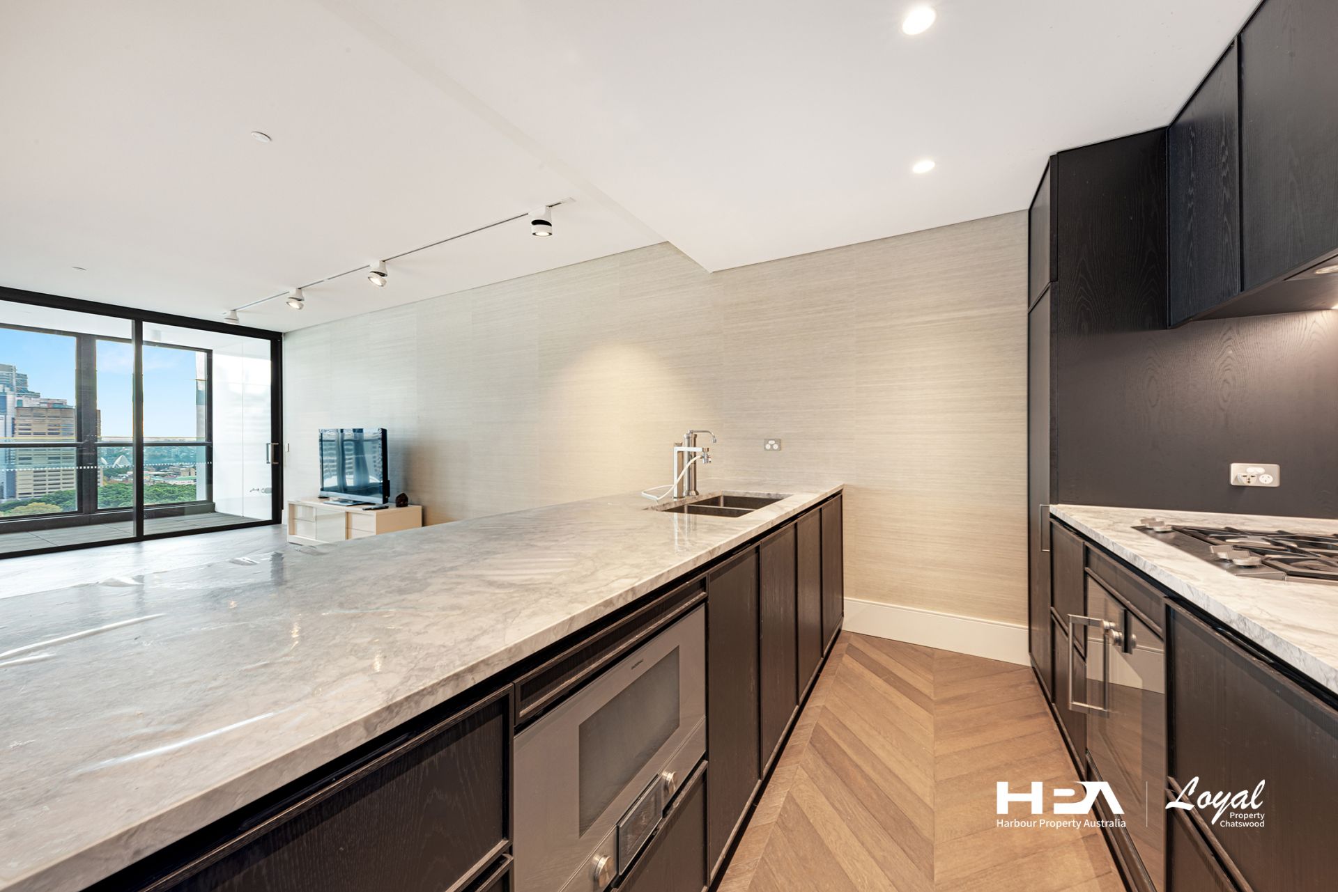 2601/130 Elizabeth Street Sydney NSW, Sydney - Thumbnail 4