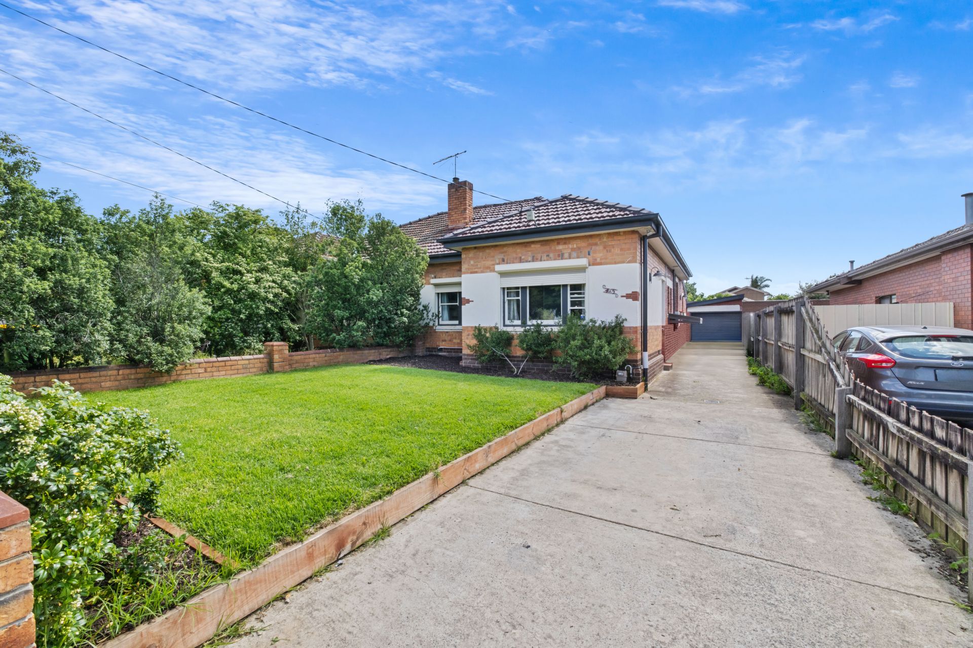 Renovated Charm in a Prime Preston Location!